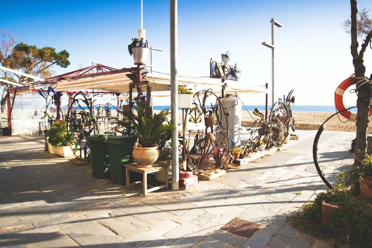 Appartamento Cozy Loft Over The Beach In Platja D'Aro
